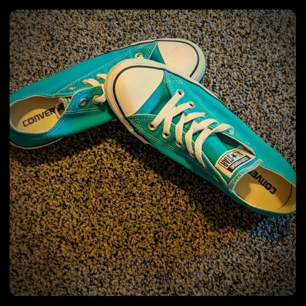 Like brand new! Converse chucks👟👟